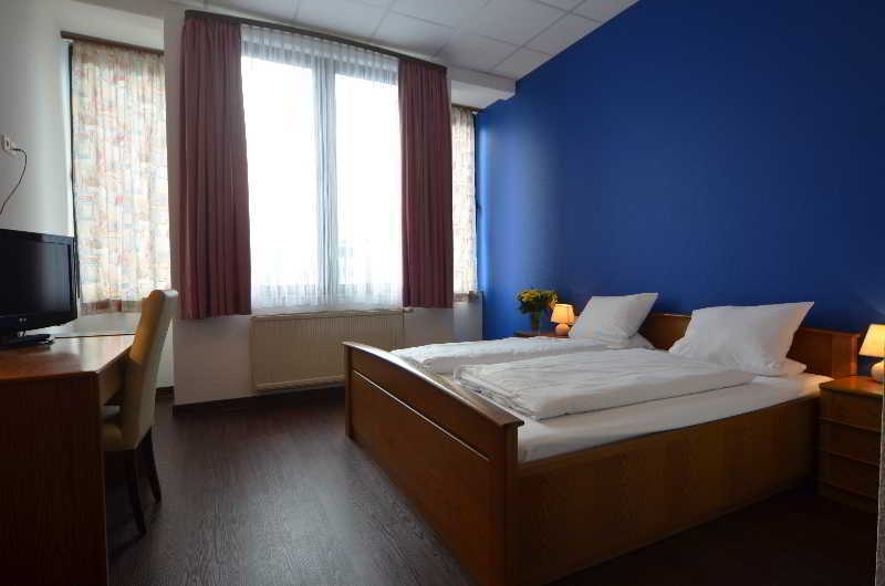 Pallas Hotel Darmstadt Exteriör bild